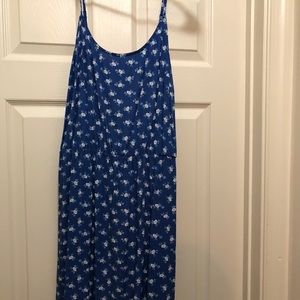 Old Navy blue floral dress